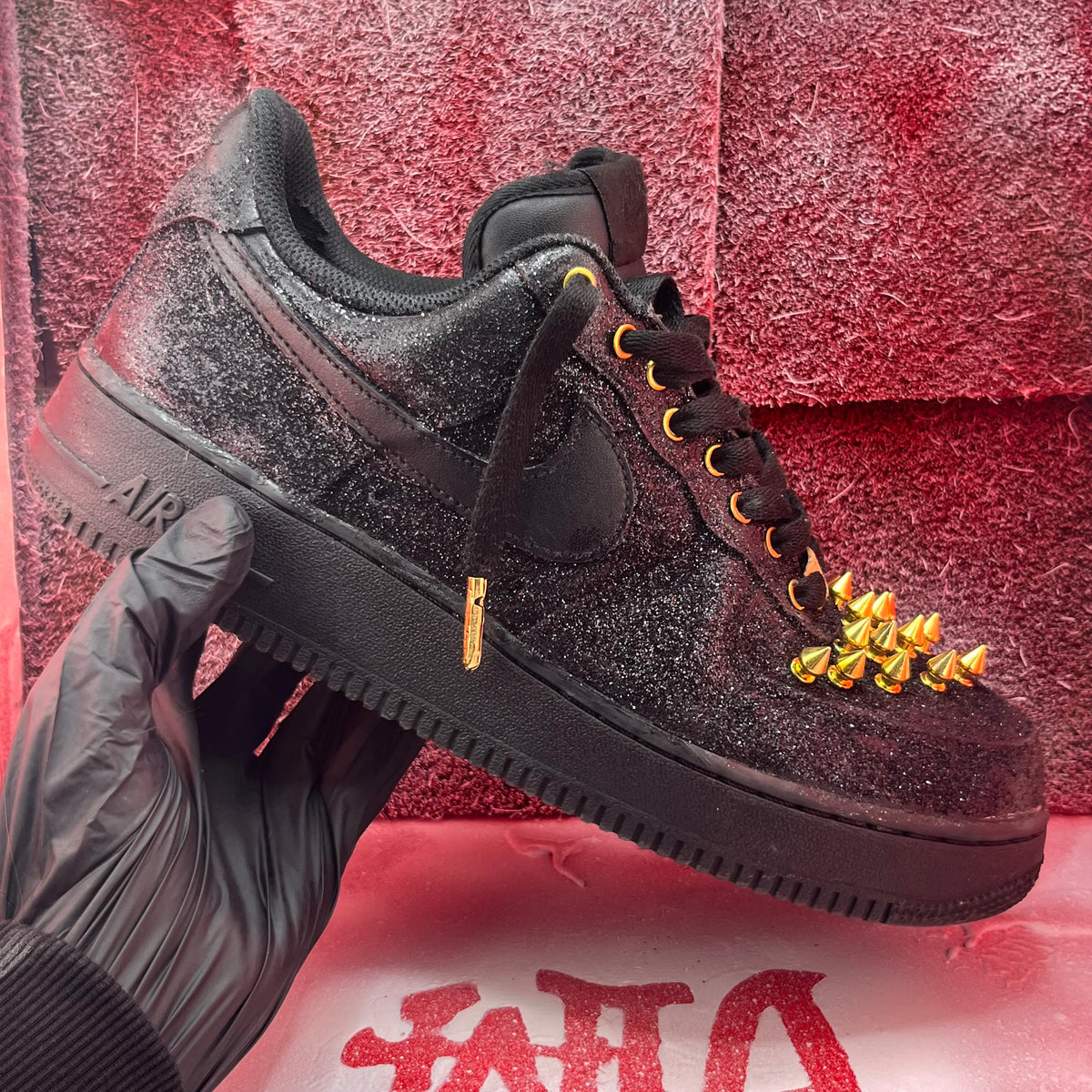 Glitter & Gold (Black)